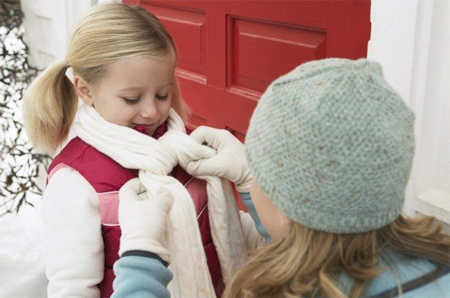 Giữ ấm cơ thể khi trời lạnh là cách phòng ngừa bệnh dị ứng thời tiết